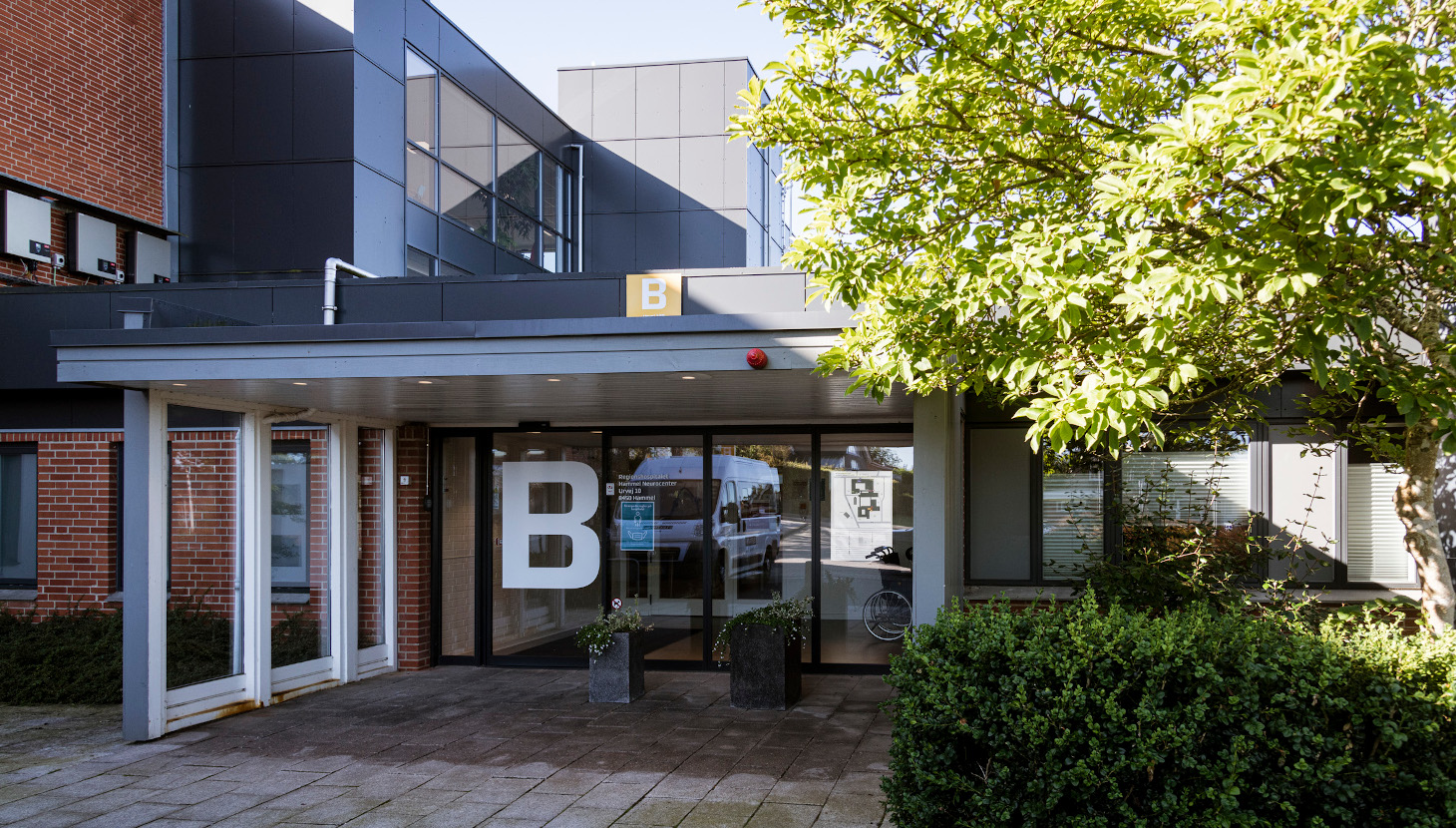 Indgang B på Regionshospitalet Hammel Neurocenter