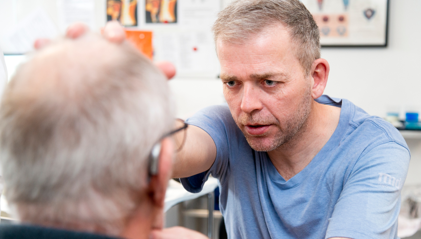 Undersøgelse af patient på Regionshospitalet Hammel Neurocenter